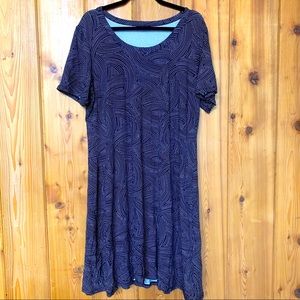 Premise black and white dress